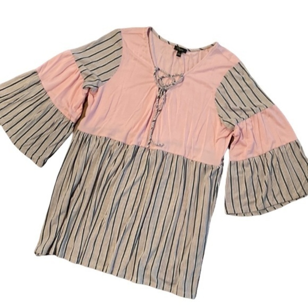 CUPIO Ladies 3/4 length flare sleeved top - sz Large